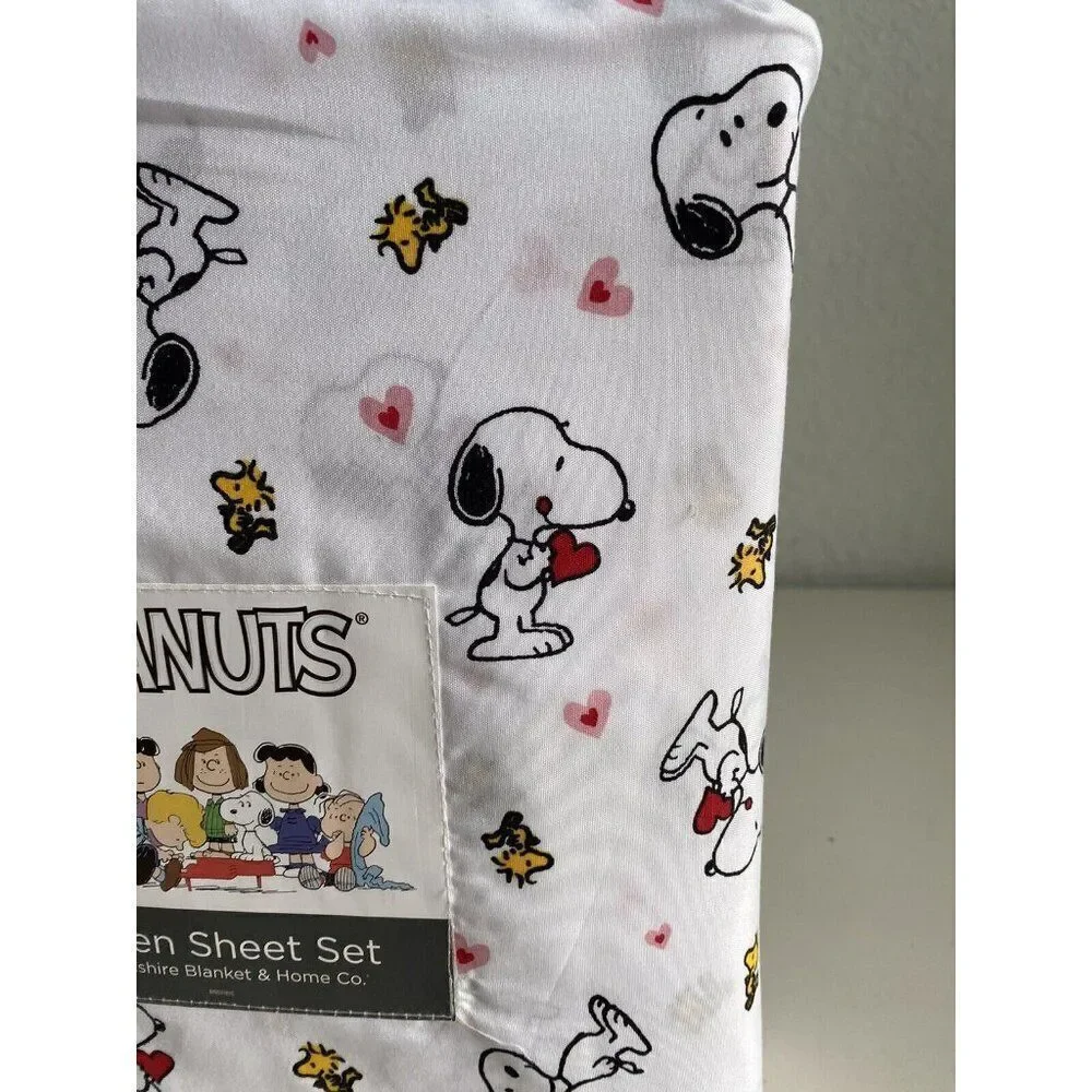 Peanuts Snoopy Woodstock Hearts Valentines Day QUEEN Size Sheet Set‎ Soft NEW